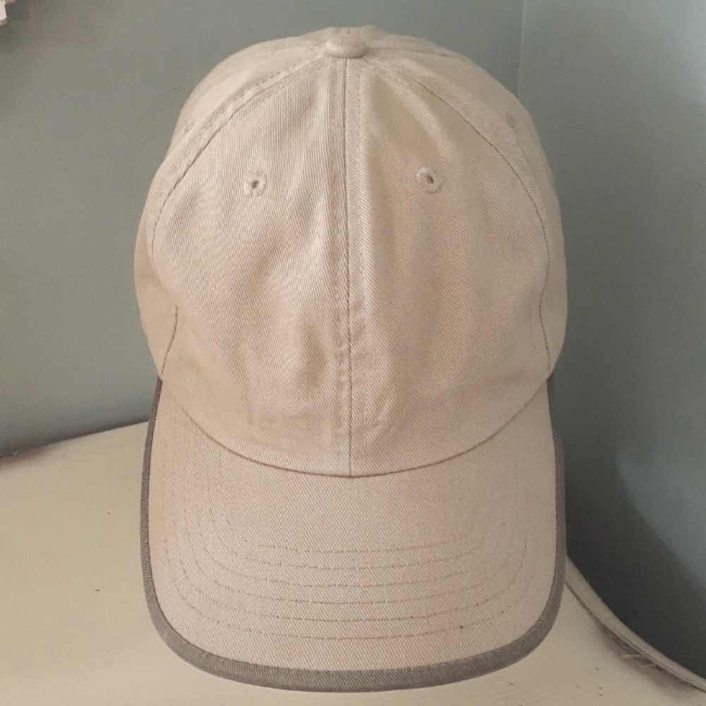 & Club Monaco tan & gray adjustable Cap